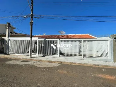 Casa com 3 Quartos para venda ou aluguel, 298m² no Rodolfo da Silva Costa, Marília