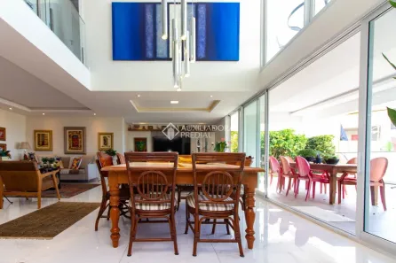 Apartamento com 4 Quartos à venda, 246m² no Canasvieiras, Florianópolis