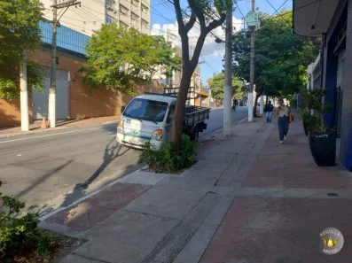 Galpão/Depósito/Armazém para venda ou aluguel, 300m² no Mooca, São Paulo