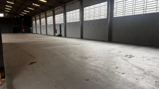 Galpão/Depósito/Armazém para alugar, 1800m² no Vila Industrial, Barueri