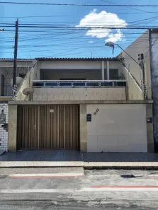 Casa com 5 Quartos à venda, 450m² no Parquelândia, Fortaleza