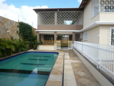 Casa com 7 Quartos à venda, 915m² no Vila União, Fortaleza