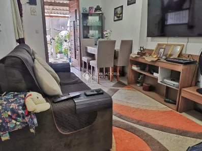 Casa com 2 Quartos à venda, 53m² no Hípica, Porto Alegre