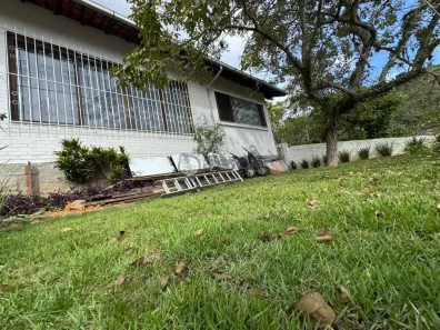 Casa com 4 Quartos à venda, 165m² no Parque São Luiz, Teresópolis