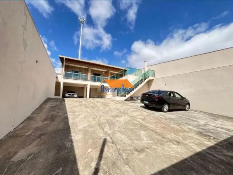 Casa com 3 quartos — Jardim Guanabara, Belo Horizonte