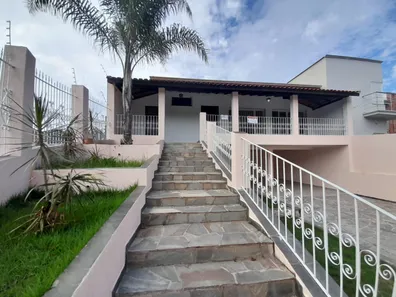 Casa com 3 Quartos à venda, 236m² no Nova Mogi, Mogi Mirim