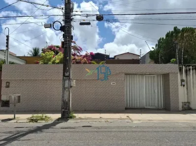 Casa com 3 Quartos à venda, 270m² no Nova Descoberta, Natal