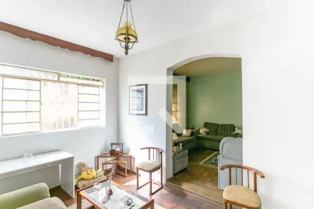 Casa com 3 Quartos à venda, 279m² no Rio Branco, Belo Horizonte