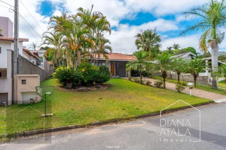 Casa de Condomínio com 3 Quartos para alugar, 300m² no Marambaia, Vinhedo