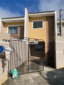 Sobrado com 2 Quartos à venda, 57m² no Uvaranas, Ponta Grossa