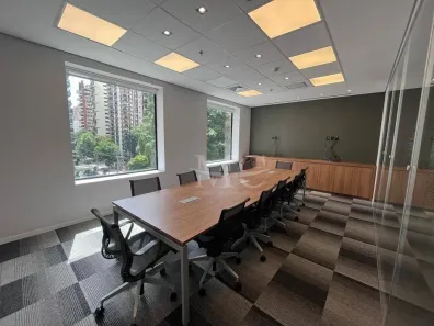 Sala Comercial para alugar, 220m² no Jardim Paulistano, São Paulo