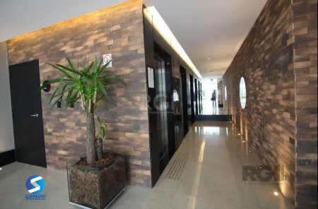 Sala Comercial à venda, 81m² no Chácara das Pedras, Porto Alegre
