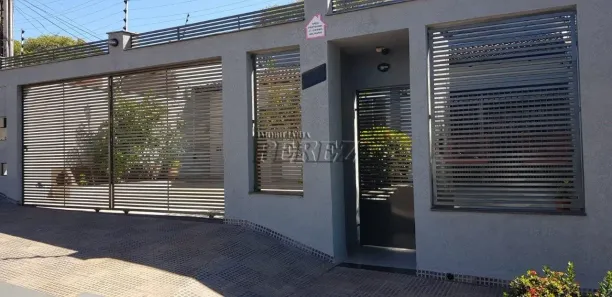 Casa com 3 Quartos à venda, 200m² no Paulista, Londrina
