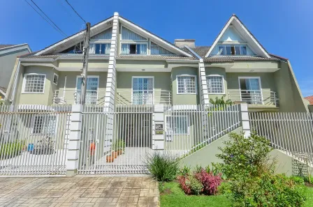 Sobrado com 3 Quartos à venda, 162m² no Bacacheri, Curitiba