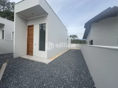 Casa com 3 Quartos à venda, 80m² no Cedrinho, Brusque