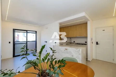 Apartamento com 3 Quartos à venda, 83m² no São Francisco, Curitiba