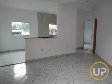 Casa com 3 Quartos para alugar, 160m² no Jardim Laguna, Contagem