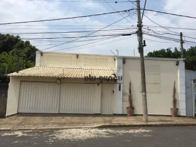 Imóvel Comercial com 4 Quartos à venda, 249m² no Parque Residencial Presidente Médici, Itu