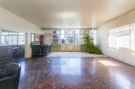 Apartamento com 3 Quartos à venda, 345m² no Cerqueira César, São Paulo