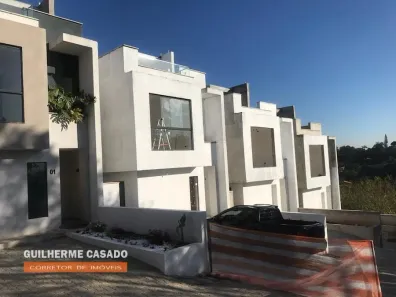 Casa com 3 Quartos à venda, 100m² no Jardim Ana Estela, Carapicuíba