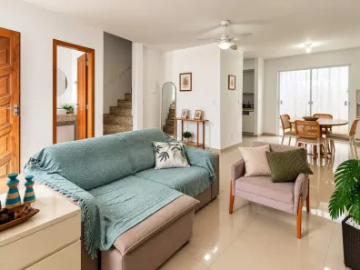 Casa com 3 Quartos à venda, 110m² no Glória, Macaé
