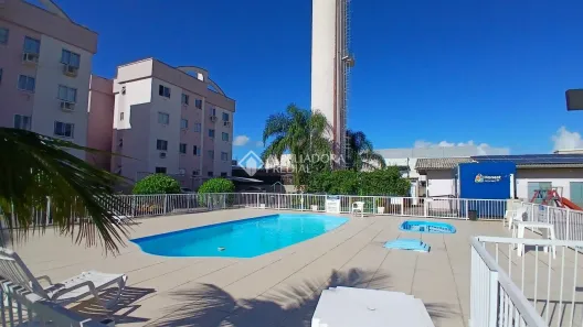 Apartamento com 3 Quartos para alugar, 47m² no Aririú, Palhoça
