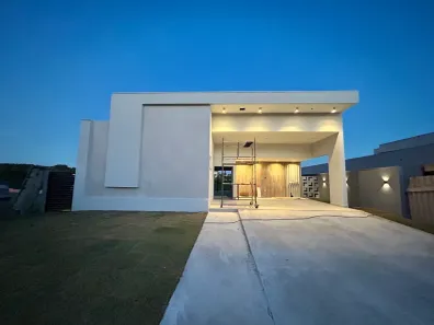 Casa de Condomínio com 4 Quartos à venda, 250m² no Alphaville, Rio das Ostras