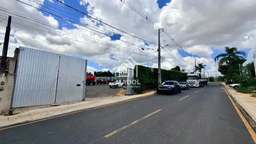 Galpão/Depósito/Armazém para venda ou aluguel, 2000m² no Boa Vista, Ponta Grossa