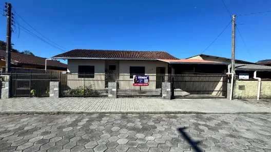 Casa com 4 Quartos à venda, 142m² no Jaraguá 99, Jaraguá do Sul