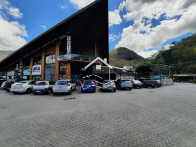 Ponto Comercial para alugar, 80m² no Corrêas, Petrópolis