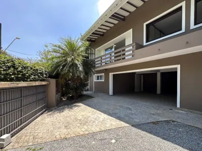 Casa com 3 Quartos à venda, 278m² no Granja Viana, Cotia