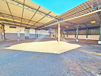 Imóvel Comercial para alugar, 943m² no Independência, Ribeirão Preto