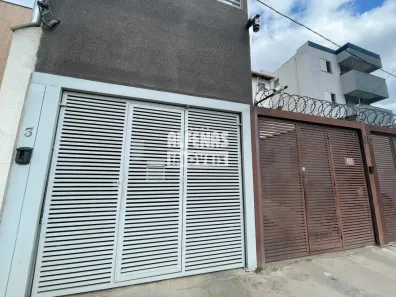 Casa com 4 Quartos para alugar, 140m² no Europa, Contagem