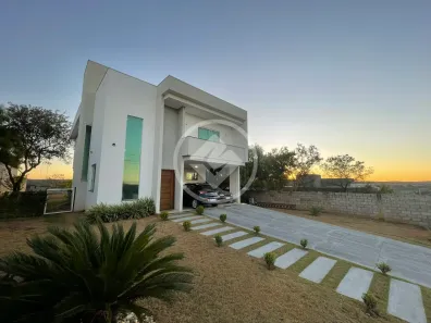 Casa de Condomínio com 3 Quartos à venda, 210m² no Mirante do Fidalgo, Lagoa Santa