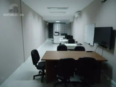 Sala Comercial à venda, 36m² no Petrópolis, Porto Alegre
