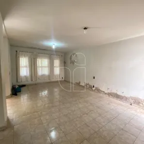 Casa com 4 Quartos à venda, 243m² no Banzato, Marília