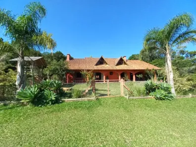 Fazenda/Sítio com 4 Quartos à venda, 400m² no Fiuza, Viamão