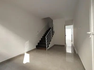 Casa de Condomínio com 2 Quartos à venda, 60m² no Sítio do Campo, Praia Grande