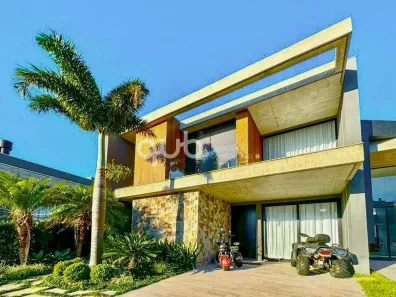 Sobrado com 4 Quartos à venda, 239m² no XANGRI-LÁ, Xangri-lá