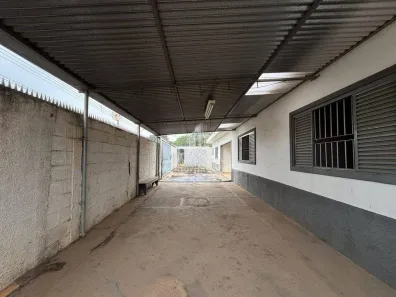 Casa com 3 Quartos à venda, 236m² no Jardim García, Campinas