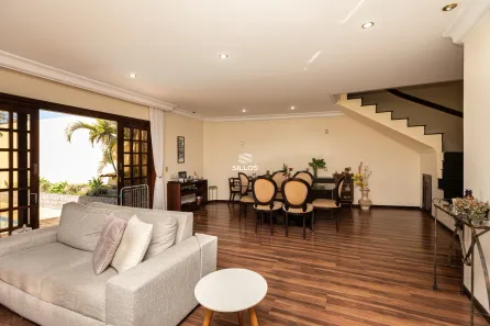 Casa de Condomínio com 3 Quartos para alugar, 237m² no Boa Vista, Curitiba