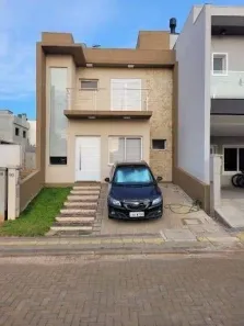 Sobrado com 2 Quartos à venda, 100m² no Jansen, Gravataí
