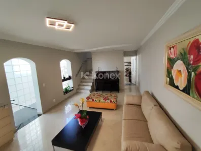 Sobrado com 3 Quartos à venda, 314m² no Vila Romero, São Paulo