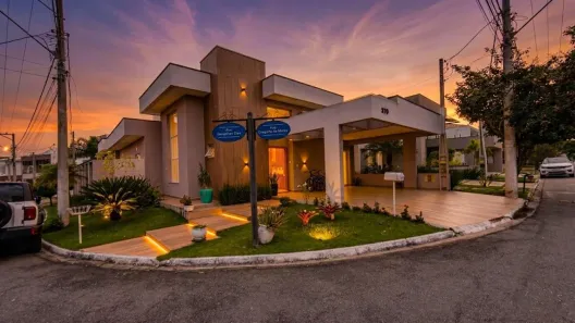 Casa de Condomínio com 3 Quartos à venda, 200m² no Castelo, Tremembé