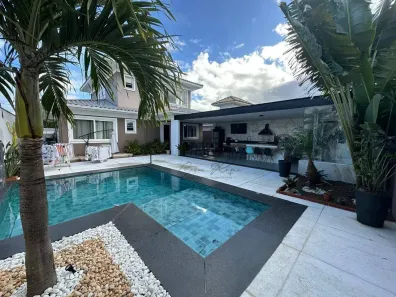 Casa de Condomínio com 5 Quartos à venda, 180m² no Loteamento Triangulo de Buzios, Armação dos Búzios
