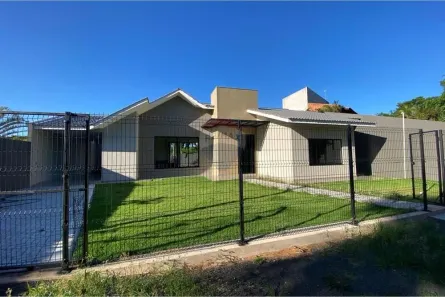 Casa com 3 Quartos para alugar, 172m² no Panorama, Foz do Iguaçu