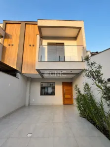 Sobrado com 3 Quartos à venda, 99m² no Santa Regina, Camboriú