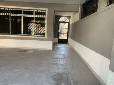 Sobrado com 3 Quartos à venda, 160m² no Ferreira, São Paulo