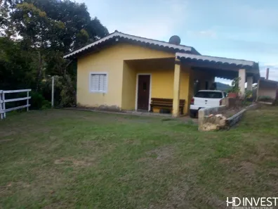 Fazenda/Sítio com 3 Quartos à venda, 330m² no Batatuba, Piracaia