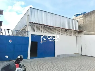 Galpão/Depósito/Armazém para venda ou aluguel, 220m² no Montese, Fortaleza